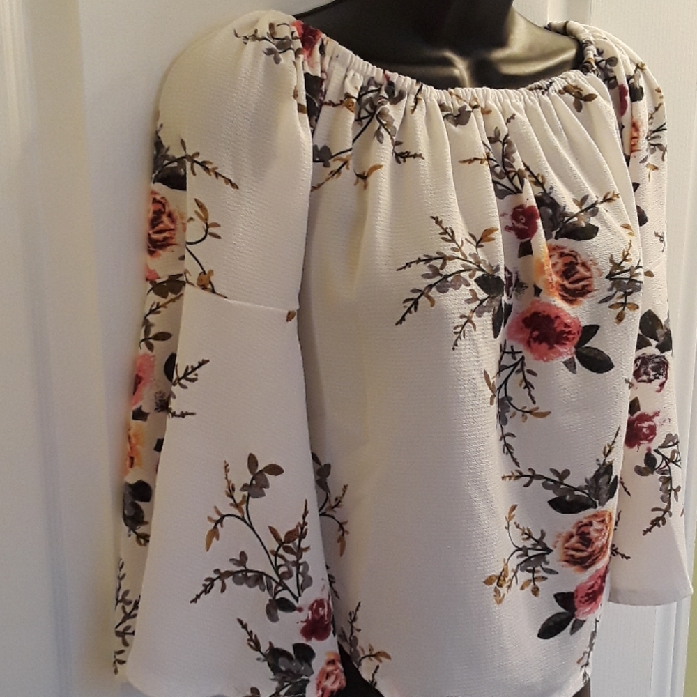 💕Y2K CUTE💕New Gypsy Style Floral Blouse - Picture 3 of 5